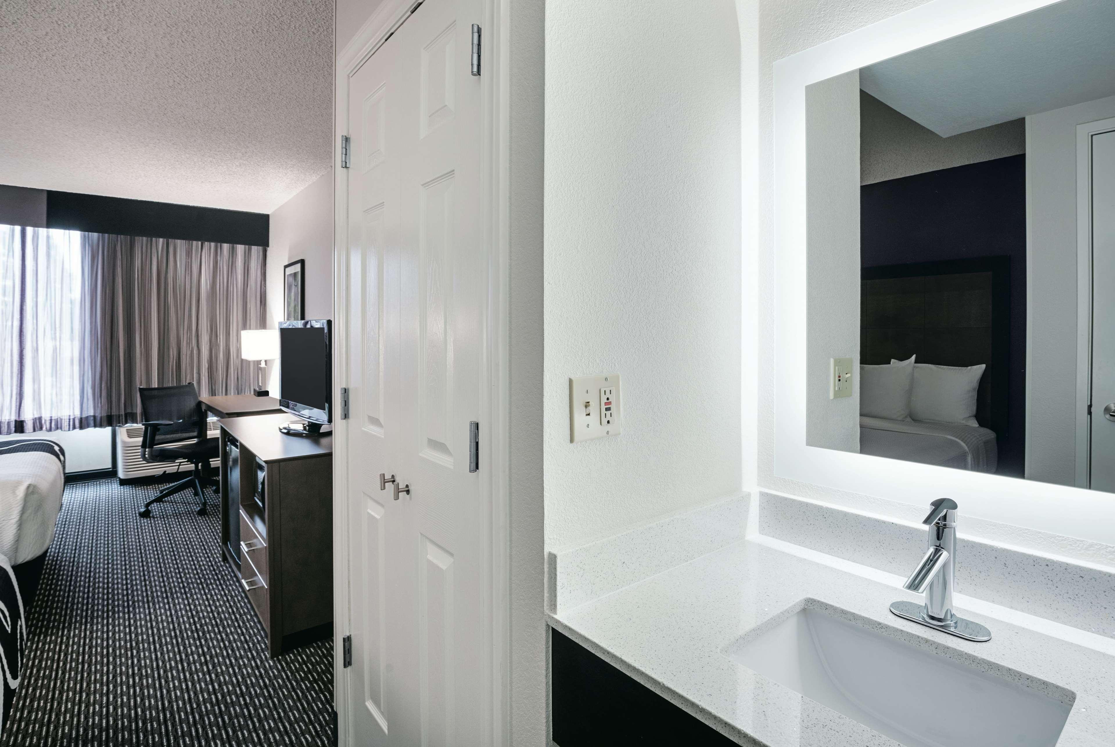 La Quinta By Wyndham Rancho Cordova Sacramento Hotel Ngoại thất bức ảnh